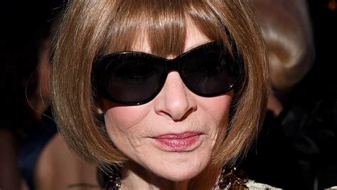 anna wintour glasses.